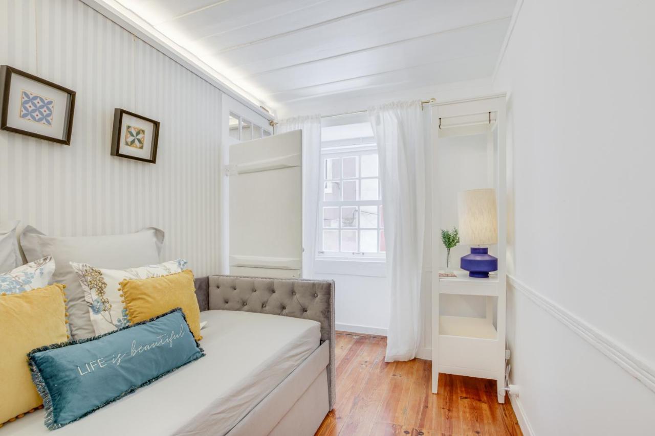 Golden Cage Chiado - Charm Historic And Cozy Apartment Lisabona Exterior foto