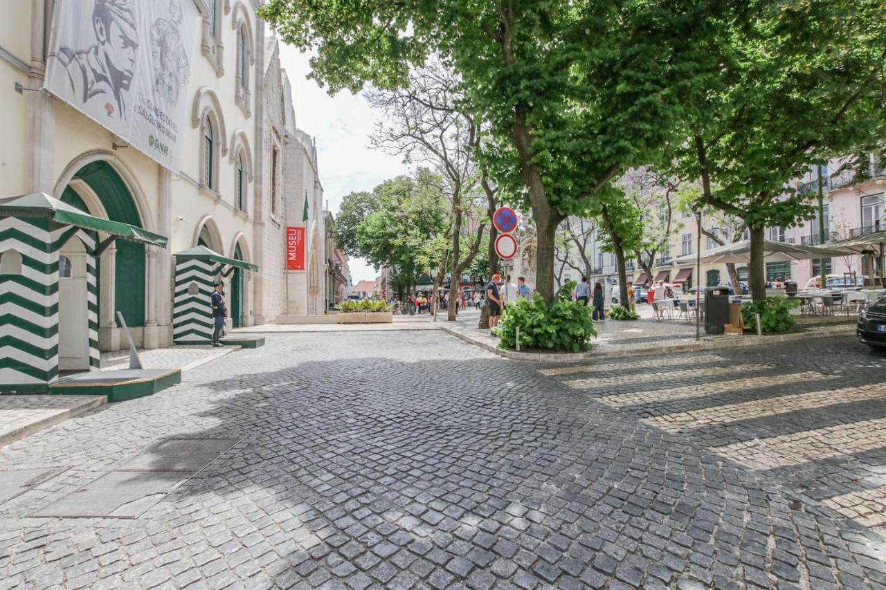 Golden Cage Chiado - Charm Historic And Cozy Apartment Lisabona Exterior foto