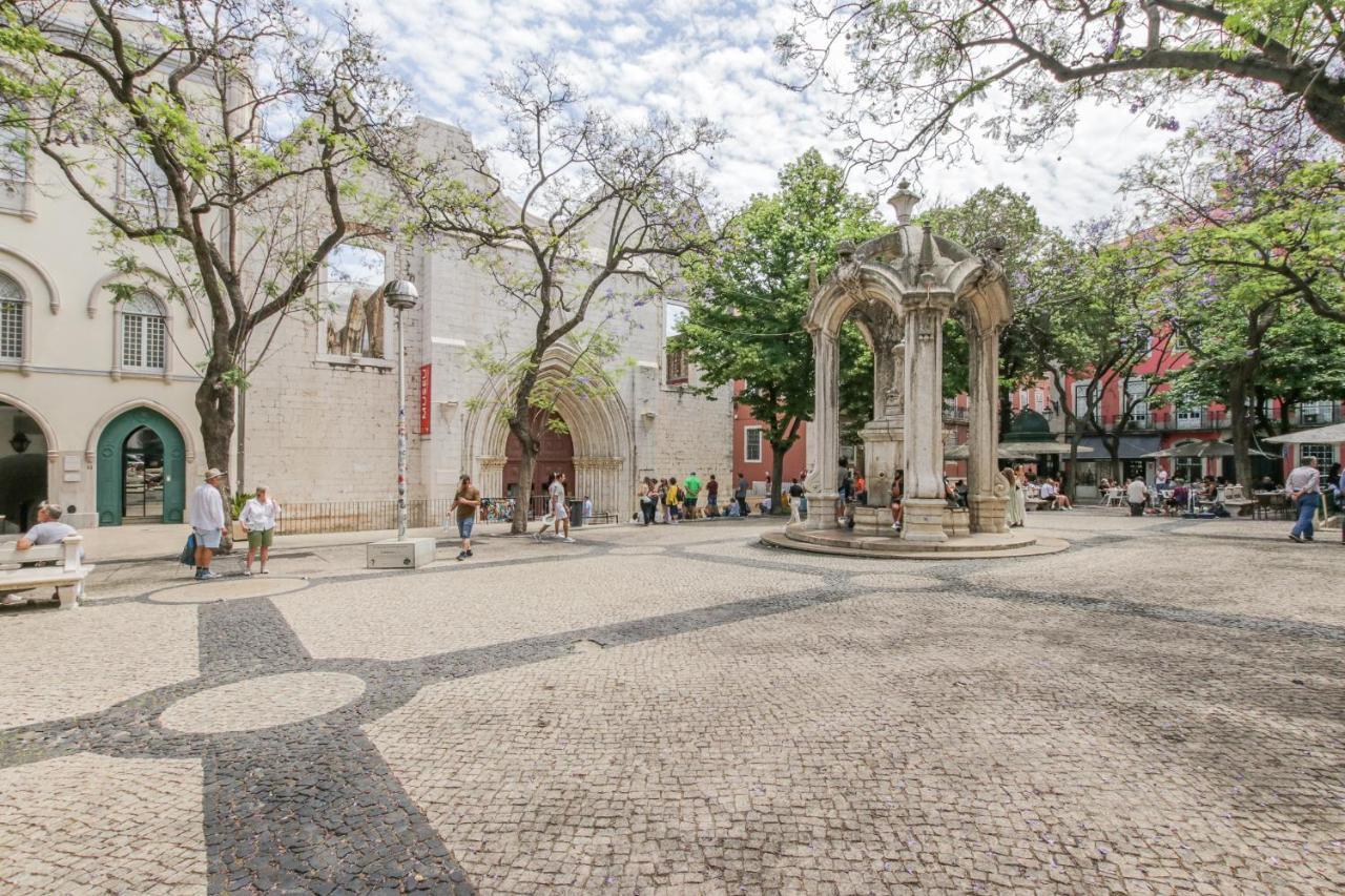 Golden Cage Chiado - Charm Historic And Cozy Apartment Lisabona Exterior foto